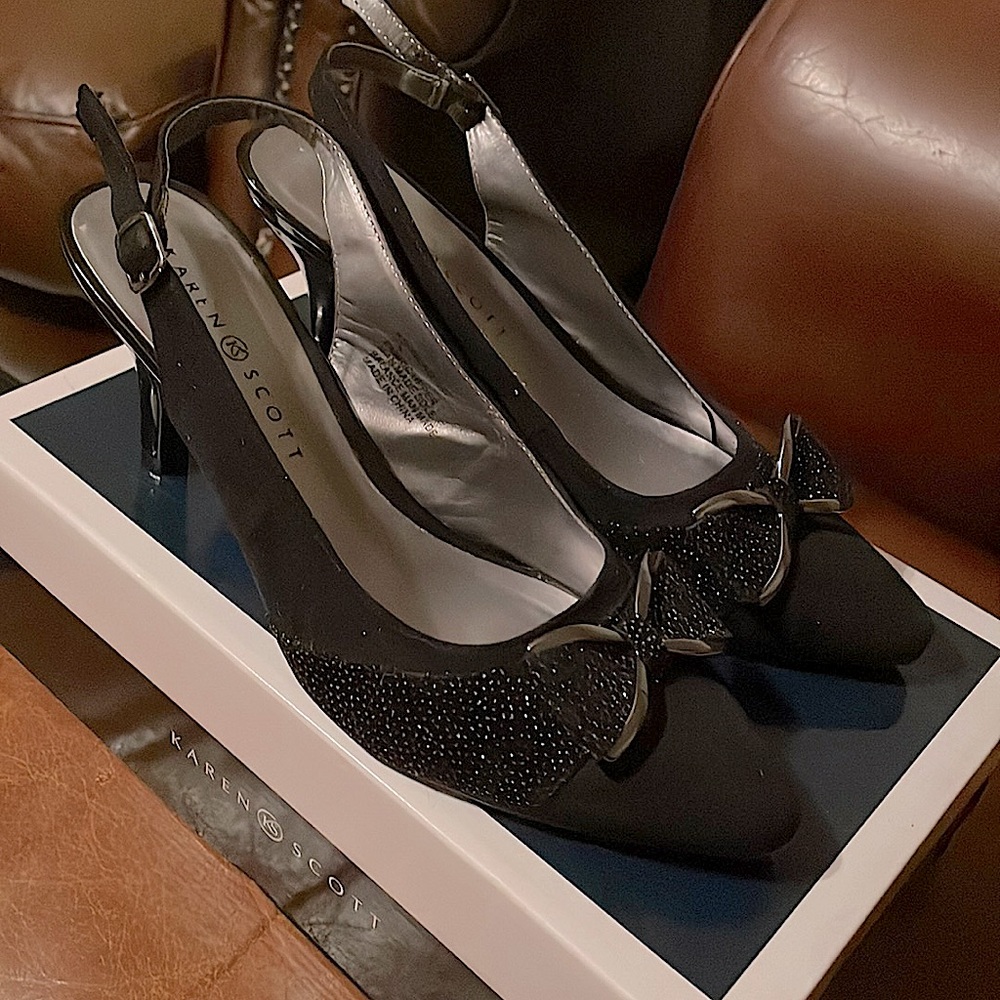 Karen Scott Black Heels
